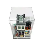 lego-10251-brick-bank-display-case02-1.webp