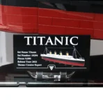lego-10294-titanic-display-case03-1.webp