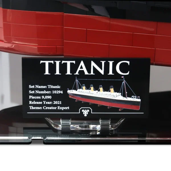 lego-10294-titanic-display-case03-1.webp