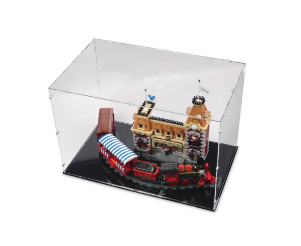 lego-71044-disney-train-_-station-display-case01-1-1.webp