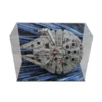 lego-75192-ucs-millennium-falcon-case-stand-background03-1.webp