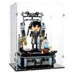 lego-76780-wednesday-addams-figure-display-case-04_wii0-bj-1.webp