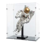 lego-creator-31152-space-astronaut-display-case-01-1.webp