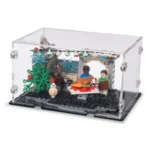 lego-millennium-falcon-holiday-diorama-display-case-01-1.webp