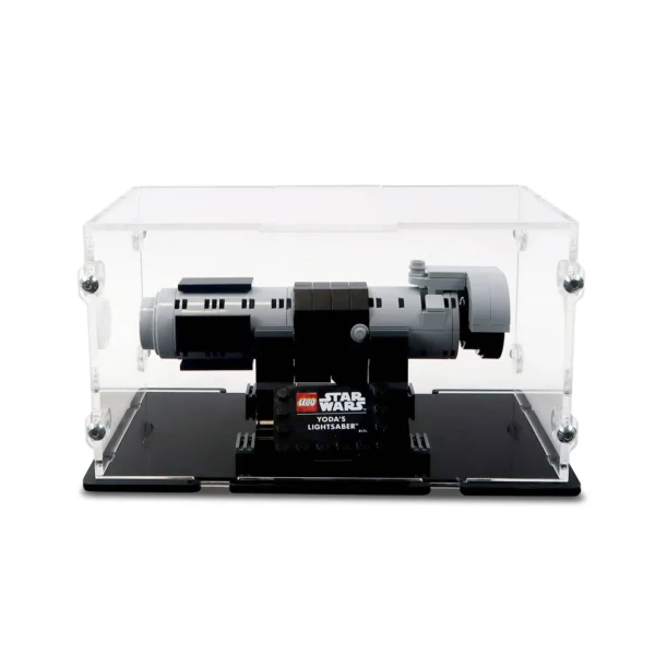 lego-star-wars-yoda-lightsaber-display-case-02-1.webp