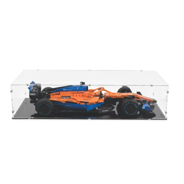 lego-technic-mclaren-f1-42141-display-case-02_oajf-38-1.webp